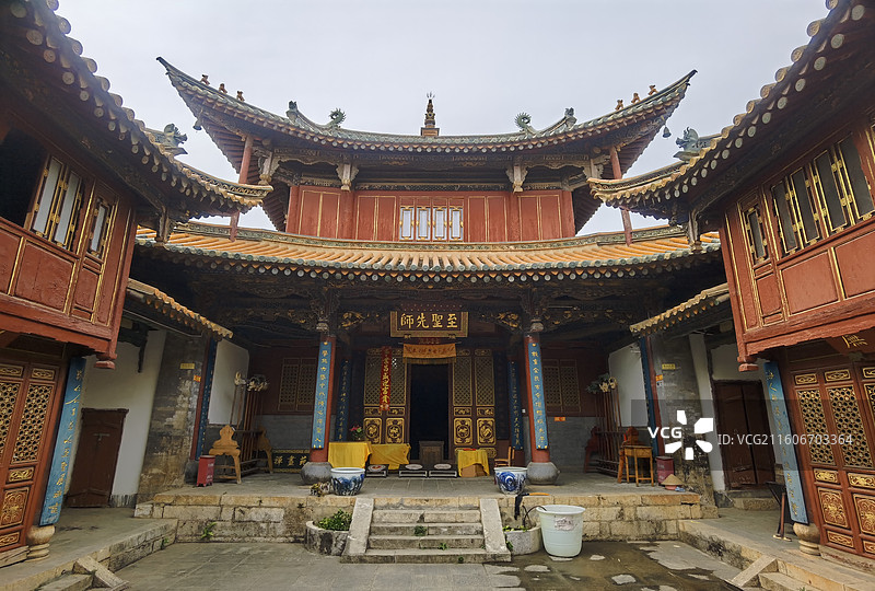 云南省昆明市官渡古镇：官渡少林寺妙湛寺至圣先师殿图片素材