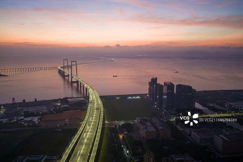 深中通道朝霞日出，马鞍岛，翠亨新区图片素材