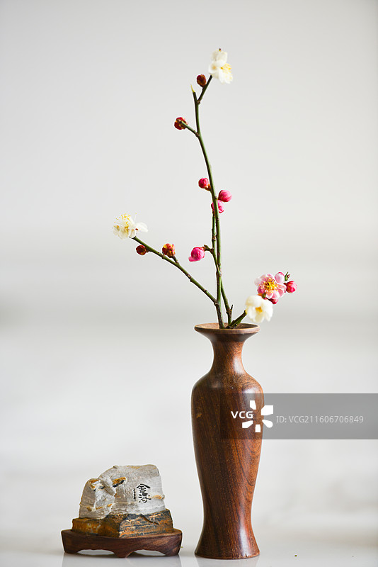 创意木瓶插花茶桌摆件图片素材