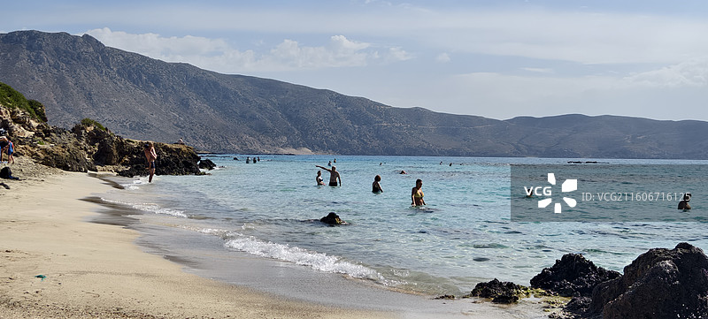 希腊克里特岛～干尼亚～粉色沙滩-埃拉福尼西海滩图片素材