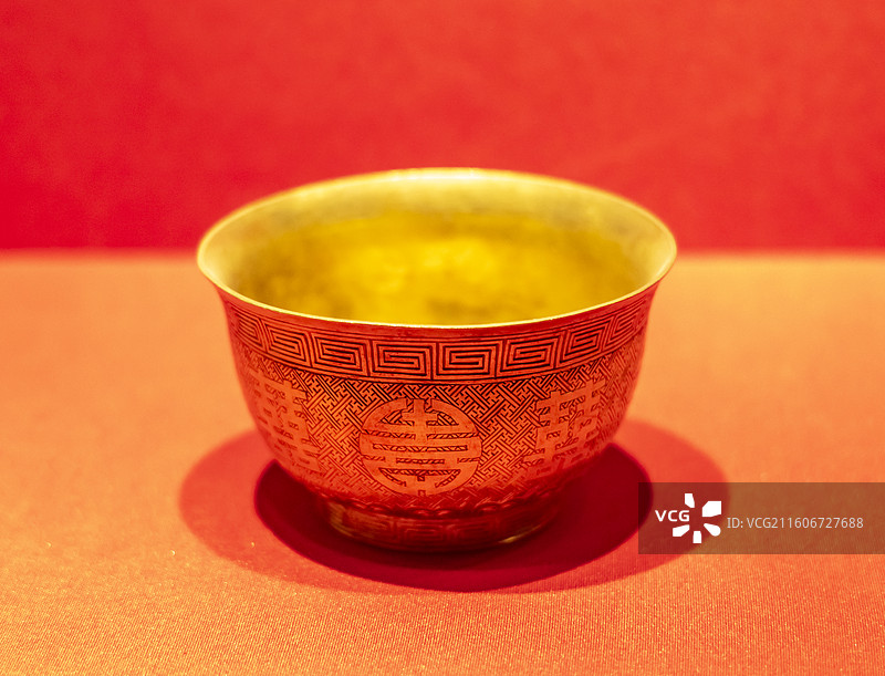 金錾双喜团寿字茶碗 清同治十一年1872年 故宫博物院珍宝馆图片素材