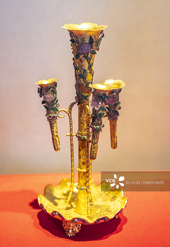 金嵌翡翠碧玺花插 清 故宫博物院珍宝馆图片素材