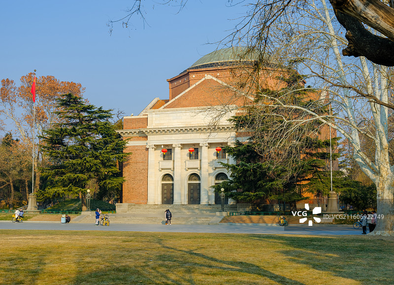 清华大学-大礼堂图片素材