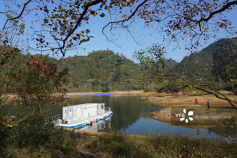 美丽的丰乐湖图片素材