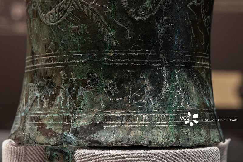 上海中国航海博物馆印证滇国云南古滇文明特展虎鹿牛铜贮贝器 战国 云南玉溪江川李家山M22图片素材