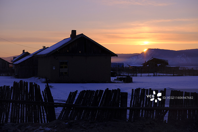 漠河北极村村庄雪景图片素材