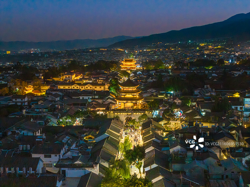 云南大理大理古城晚霞夜景全景航拍图片素材