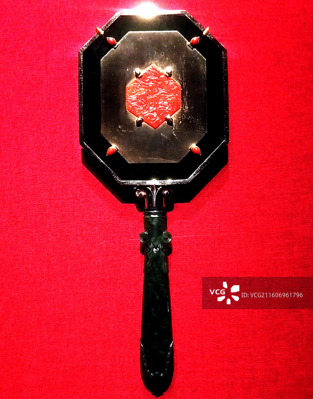 1940年-卡地亚纽约、化妆镜、2025“髹漆”与共——清代广作外销漆器文物展图片素材