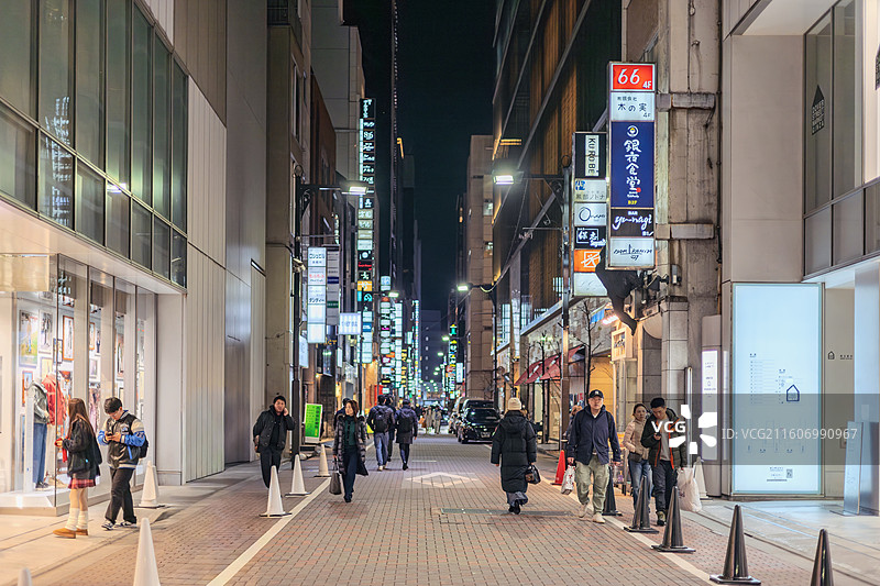 夕阳下的银座街道图片素材