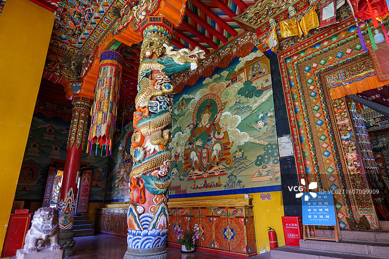 四川甘孜州康定金刚寺图片素材