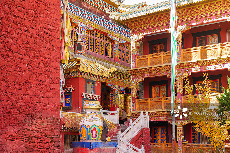 四川甘孜州康定金刚寺图片素材