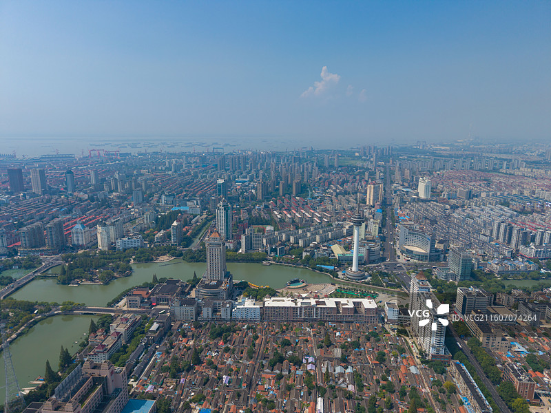 江苏省南通市崇川区，南大街，城市风光，航拍图片素材