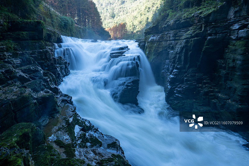 世界特级溶洞国家5A级景区湖北利川腾龙洞卧龙吞江风光图片素材
