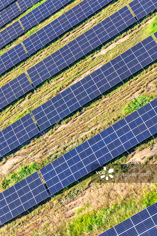 黑龙江大庆光伏实证基地光伏电站与电力设备图片素材