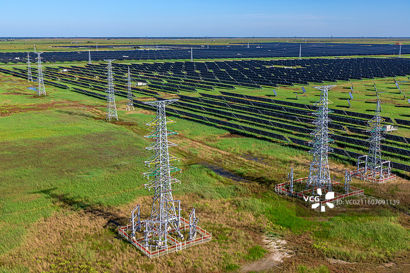 黑龙江大庆光伏实证基地光伏电站与电力设备图片素材