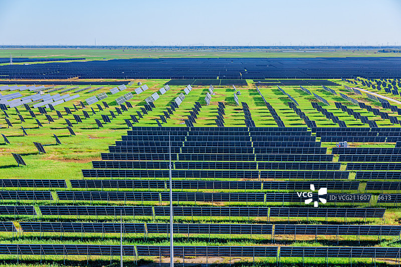 黑龙江大庆光伏实证基地光伏电站与电力设备图片素材