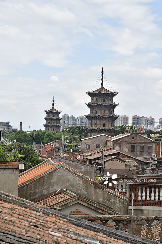 泉州闽南西街民俗文化东西塔图片素材