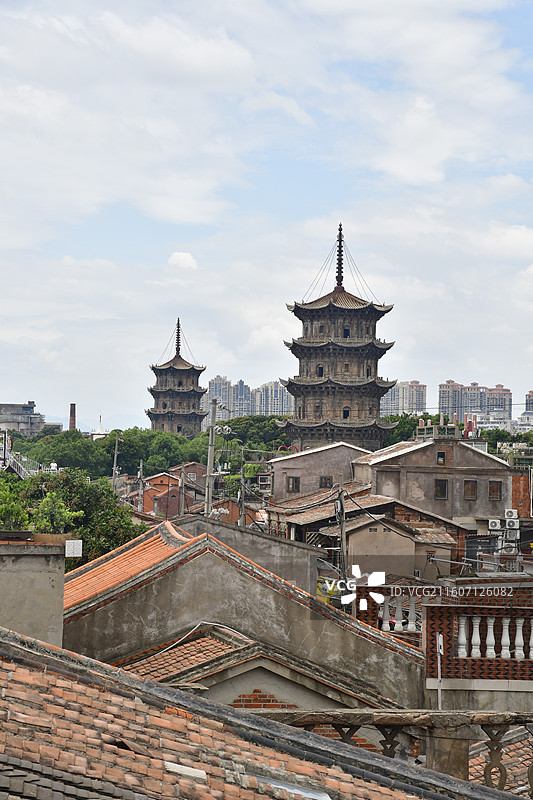 泉州闽南西街民俗文化东西塔图片素材