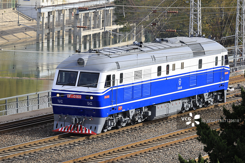 火车、交通、和谐号、高铁、动车、电力机车、内燃机车、机车、维修专用列车、检测专用列车、绿巨人图片素材