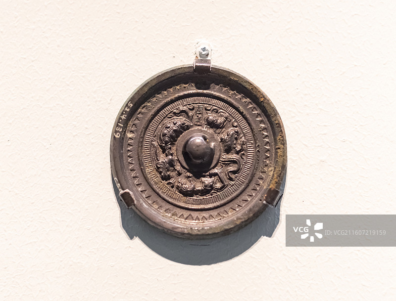 青盖龙虎纹铜镜 东汉 中国国家博物馆图片素材