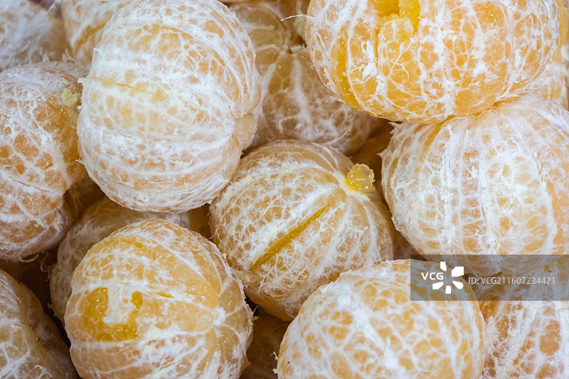 广东江门新会陈皮茶枝柑去皮后的果肉图片素材