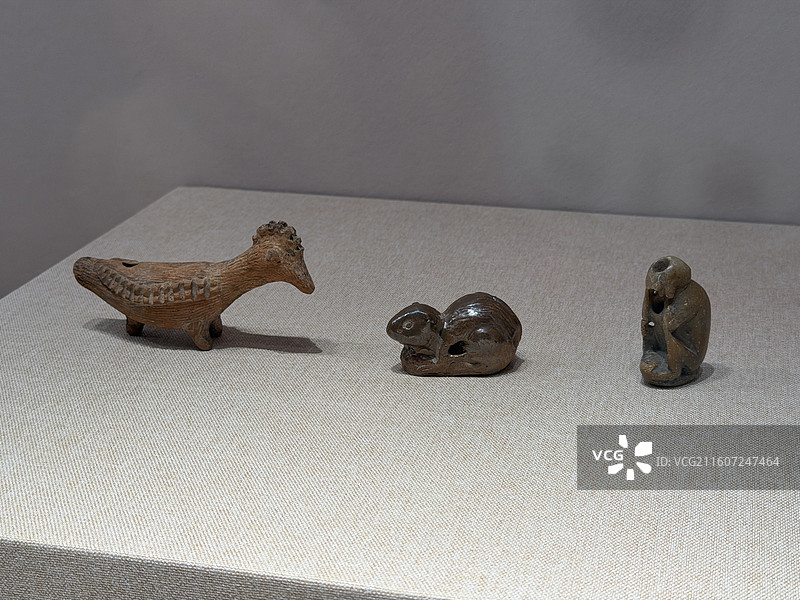 动物型埙，哈斯巴更丝绸之路音乐文化艺术馆藏图片素材