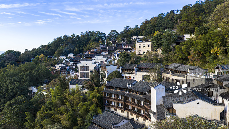 江西婺源篁岭美丽乡村晒秋航拍图片素材