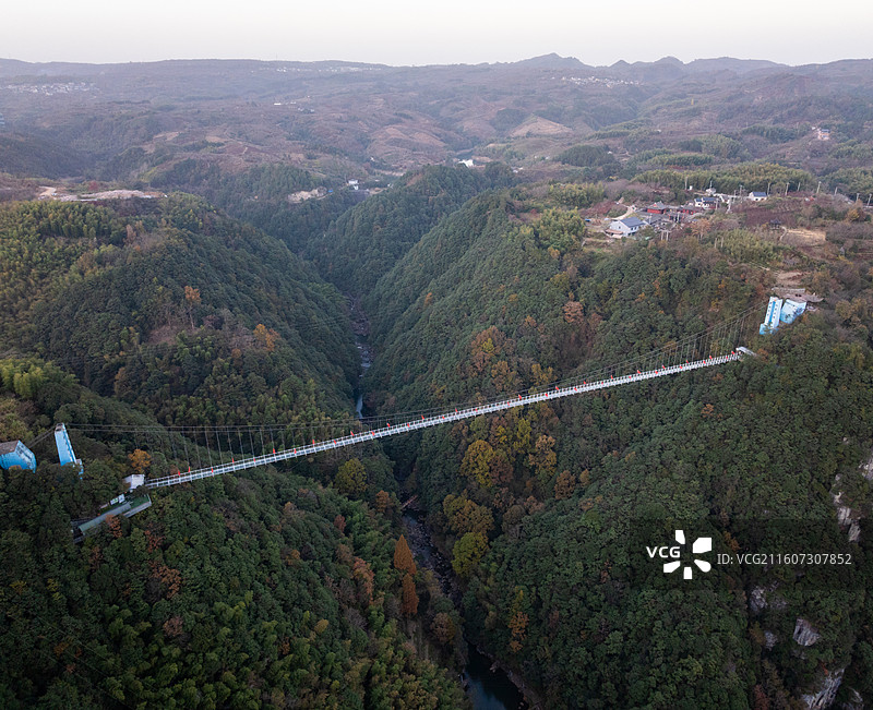 浙江宁波四明山丹山赤水柿林村秋季航拍图片素材