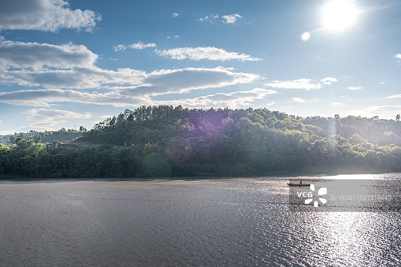 长江 沿岸 自然风光 码头 三峡图片素材
