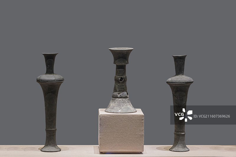 黑陶高柄杯 黑陶觚 大汶口文化（距今约6000-4400年） 山东博物馆藏图片素材