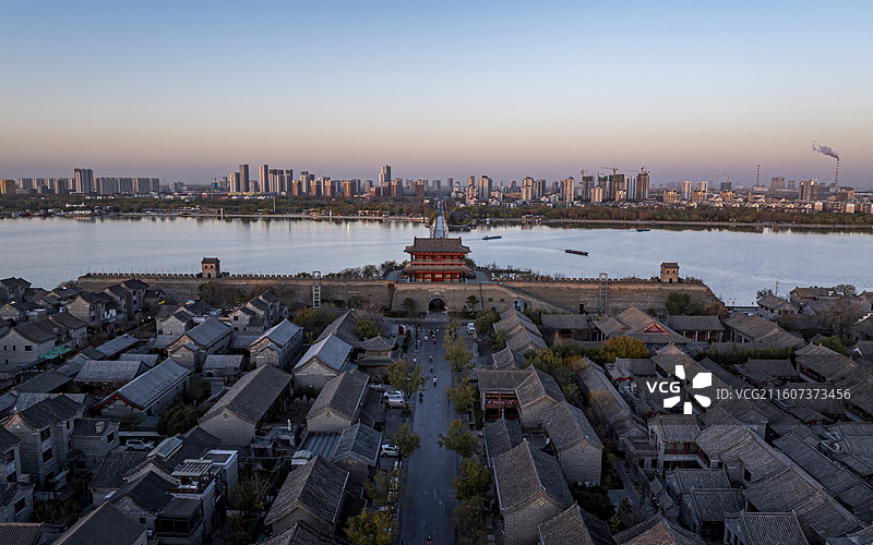 山东省聊城市东昌府区聊城古城航拍图片素材