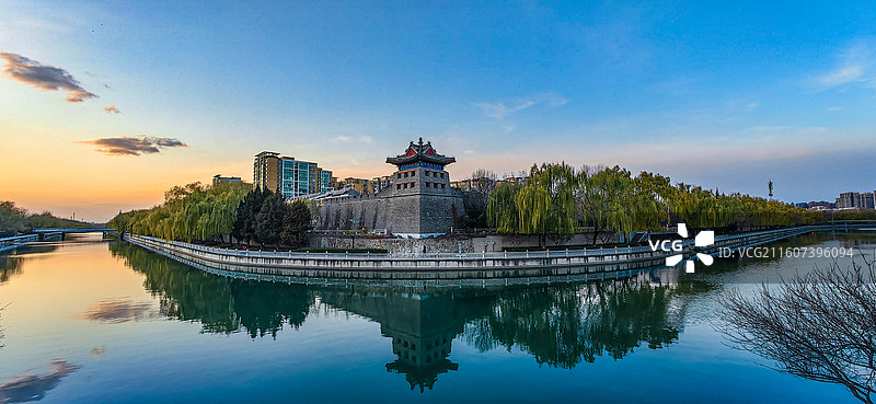 夕照左安门图片素材