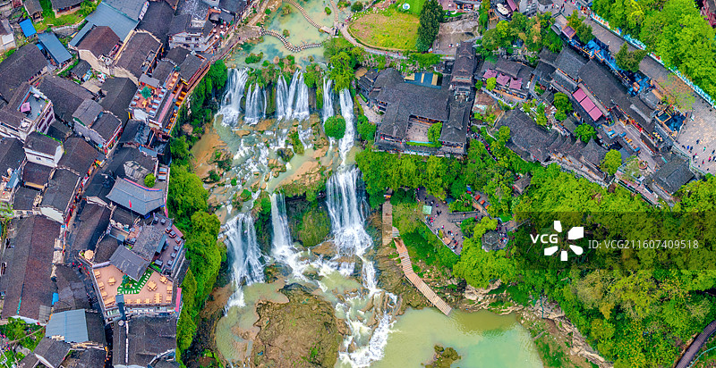中国湖南湘西芙蓉镇大瀑布航拍风光图片素材