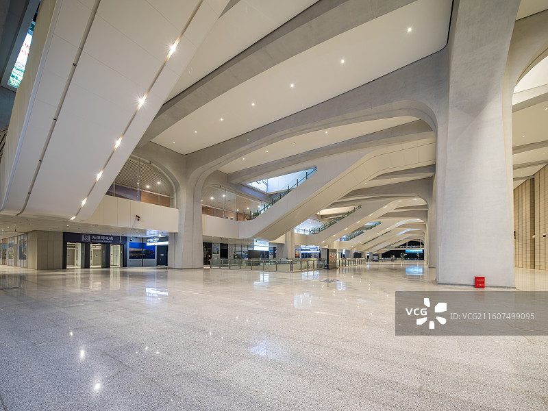 雄安高铁站内部场景，雄安站，高铁站，雄安站候车室内部场景图片素材