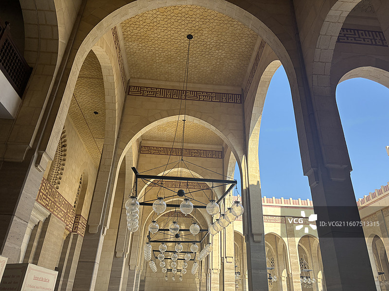 巴林麦纳麦城市旅游法塔赫大清真寺巴林门及集市巴林堡图片素材