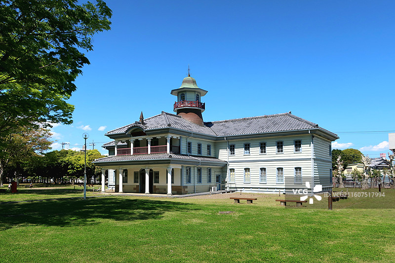 日本茨城县水户市，位于茨城县立历史馆园内的旧水海道小学校本馆图片素材
