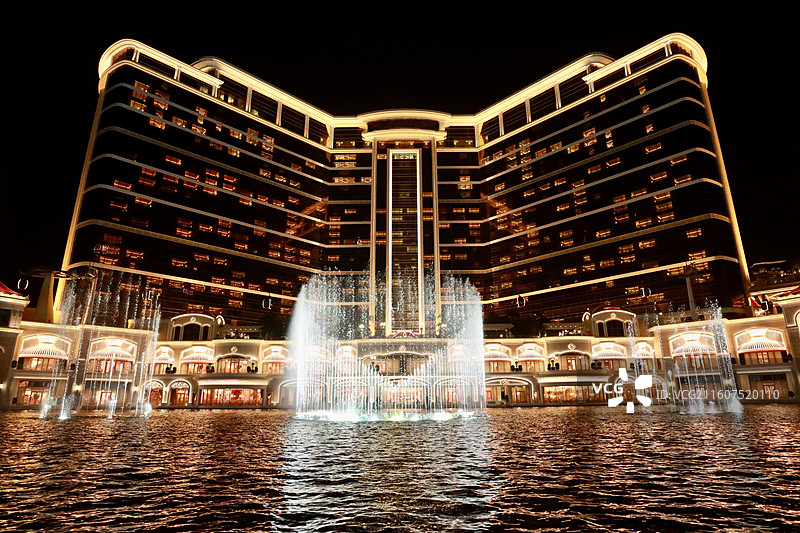 澳门永利皇宫酒店路氹度假区路环岛氹仔岛夜晚音乐喷泉如梦如幻图片素材