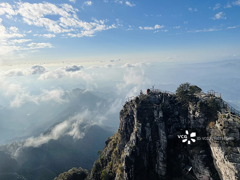 山顶，梅州梅县阴那山五指峰峰顶图片素材