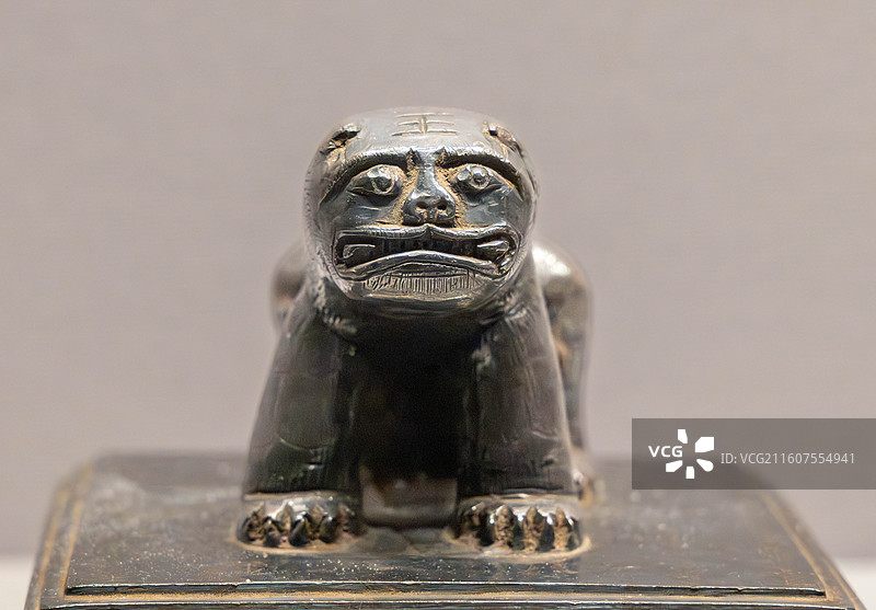 云南省昆明市云南省博物馆开疆戍边 元明清时期的云南展厅云南提督总兵官印 清咸丰图片素材