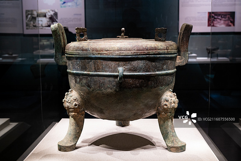 河南博物院 春秋 蟠螭纹铜盖顶 上蔡县郭庄楚墓出土图片素材