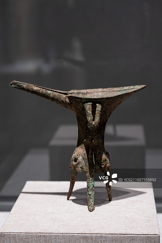 河南博物院 夏代 铜爵 偃师市二里头出土图片素材