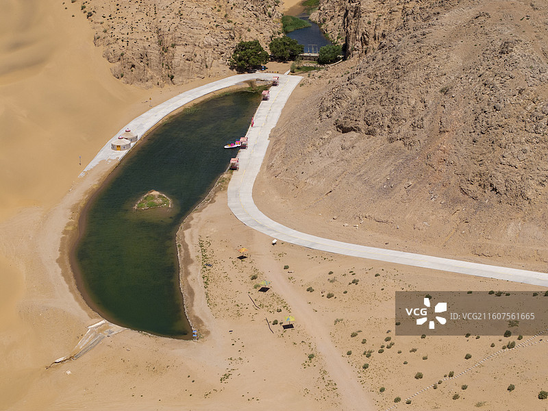 内蒙古阿拉善沙漠戈壁荒凉壮阔地貌景观航拍图片素材