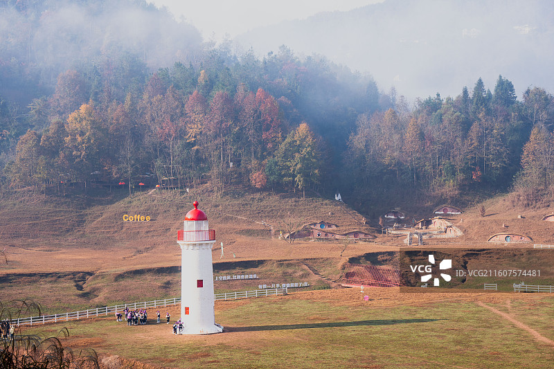 湖北恩施鳝孔坝湿地上空牧场冬日风景图片素材