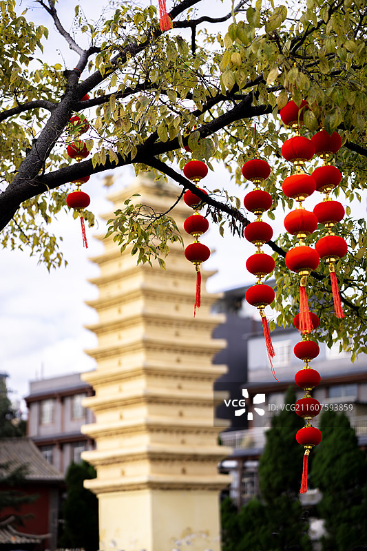 昆明官渡古镇妙湛寺双塔图片素材