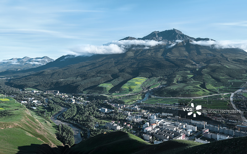 【秋日卓尔山】图片素材