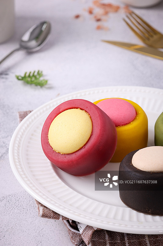 马卡龙月饼图片素材