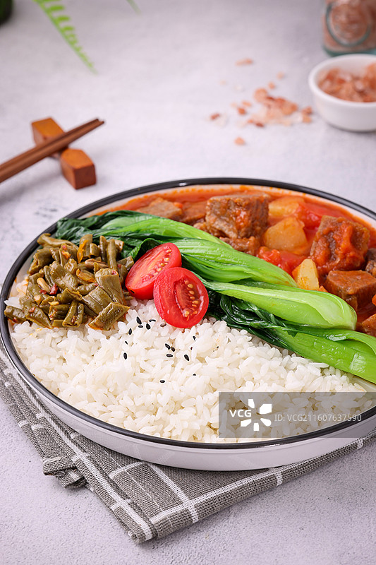 西红柿牛腩饭图片素材