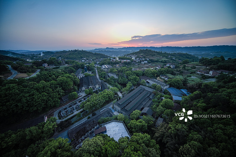 宜宾大观镇金喜来酒业公司长庆机器厂前身图片素材