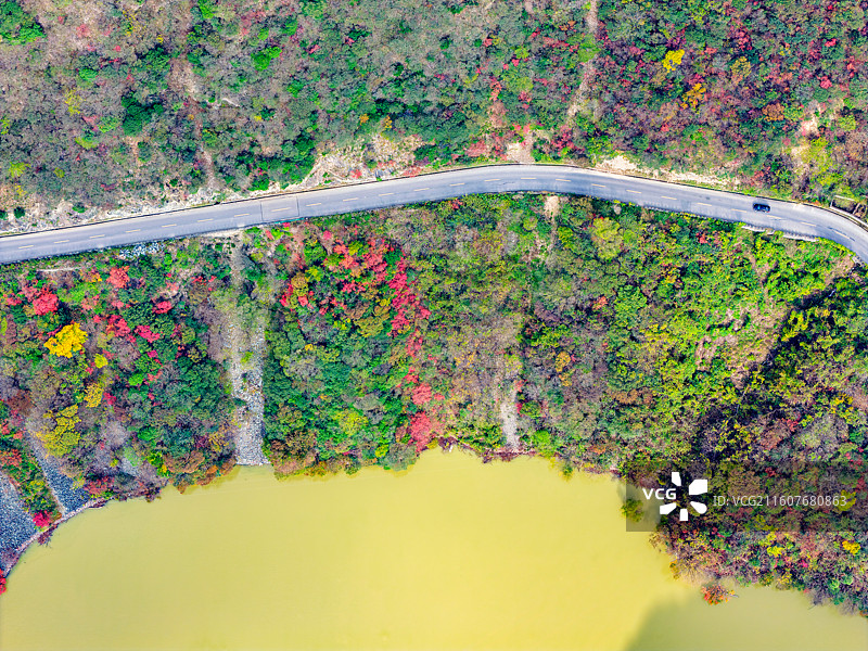 航拍秦岭黄柏塬湑水河水库风光图片素材