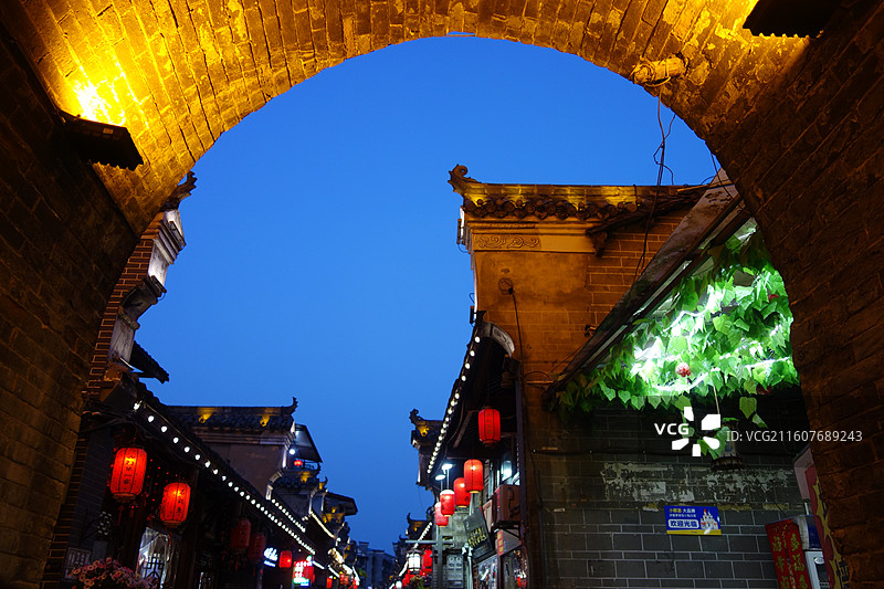 陕西省安康市石泉县石泉古城石泉古街：西门城门城楼图片素材